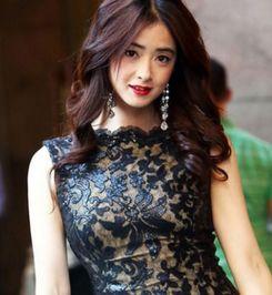 爱豆吃瓜娱乐酱蒋欣,从爱豆到吃瓜娱乐酱,她的华丽蜕变之路